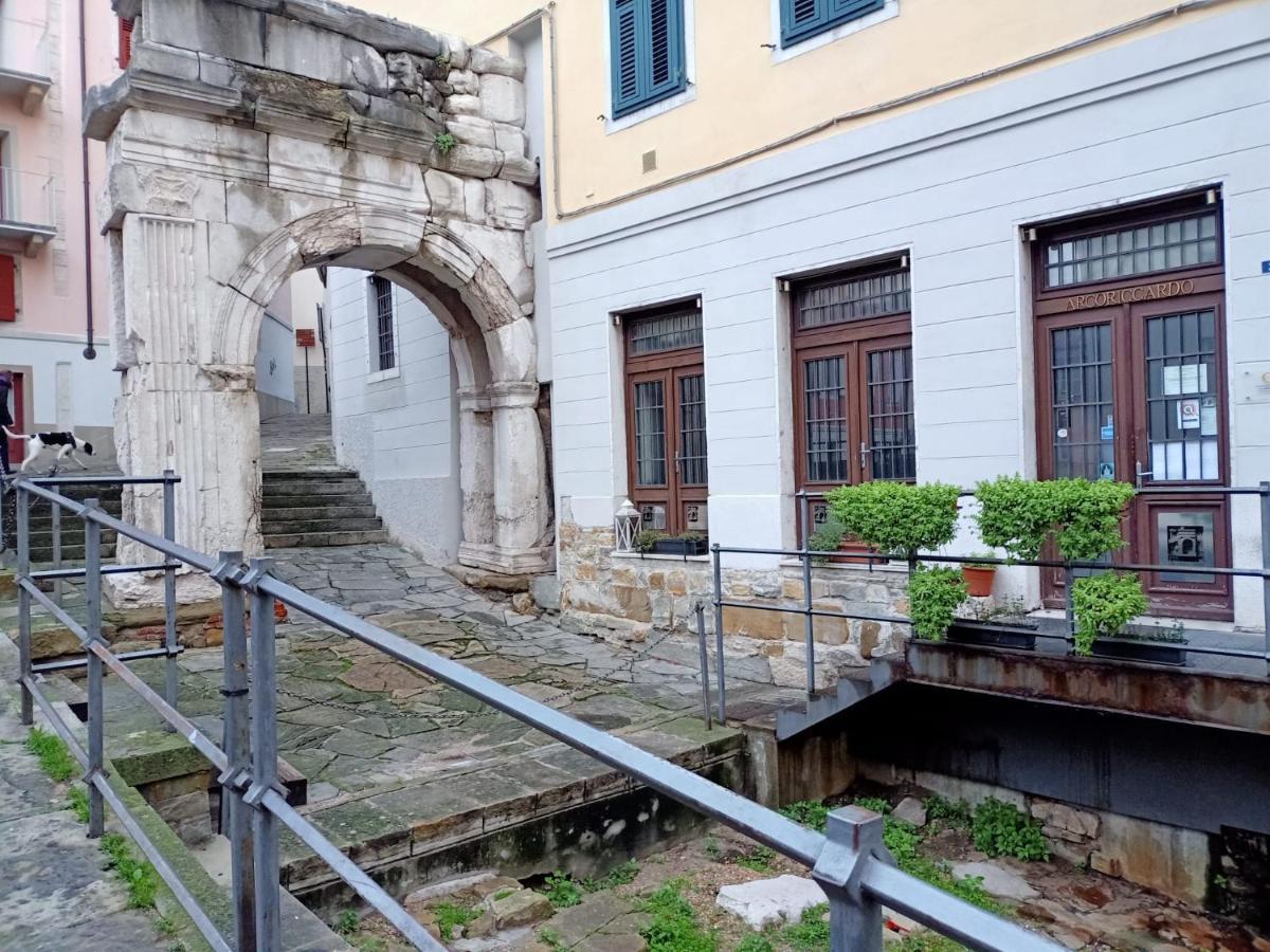 Richard'S Bow House Villa Trieste Exterior photo